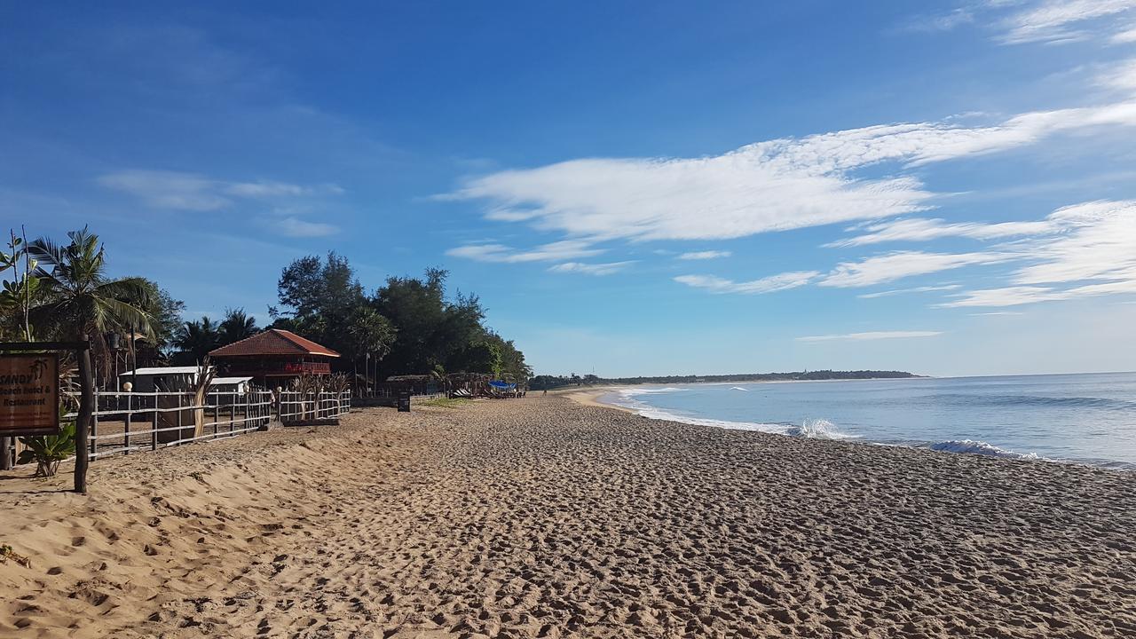 Sandy Beach Hotel Аругам Экстерьер фото