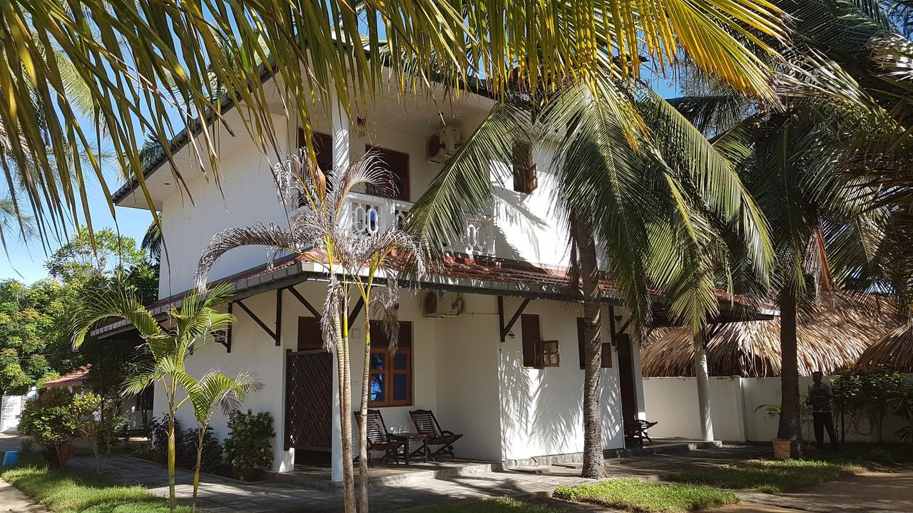 Sandy Beach Hotel Аругам Экстерьер фото